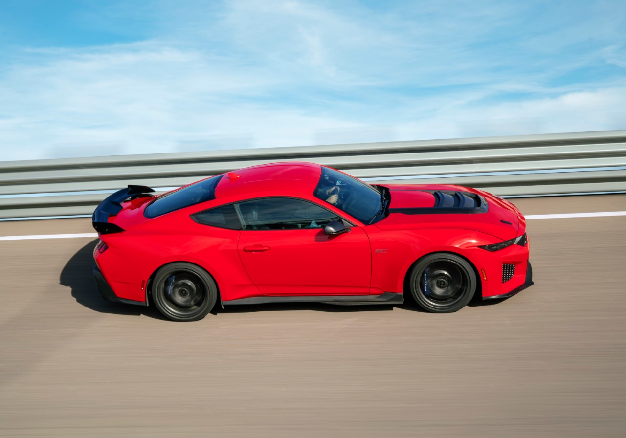 2026_Mustang_Dark_Horse_SC_RaceRed-7.jpeg